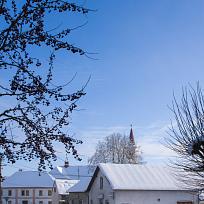 5.2. pohled z Tyršovy ulice na kostel