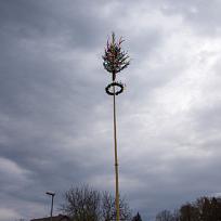 2021 - Stavění májky