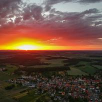 21.6. západ Slunce před bouřkou