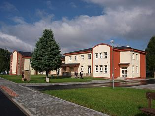 2010 - Výstavba nového kulturního a administrativního zařízení