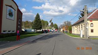 2015 - Stavění májky