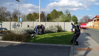 2015 - Stavění májky