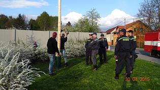 2015 - Stavění májky