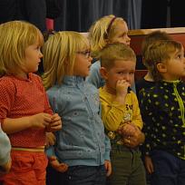 2015 - Mikulášská nadílka a divadelní představení - MŠ Koloveč