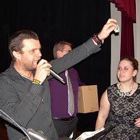 Losování hlavní tomboly