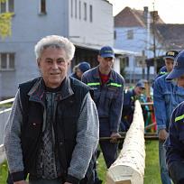 2016 - Stavění májky