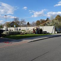 2016 - Stavění májky