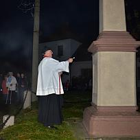 2016 - Svěcení smírčího kříže a rozsvícení vánočního stromu 