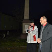 2016 - Svěcení smírčího kříže a rozsvícení vánočního stromu 