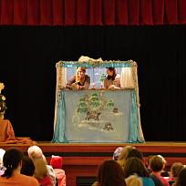 2016 - Mikulášská nadílka a divadelní představení pro děti