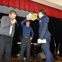 Losování hlavní tomboly