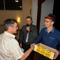 Losování hlavní tomboly