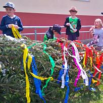 2018 - Stavění májky